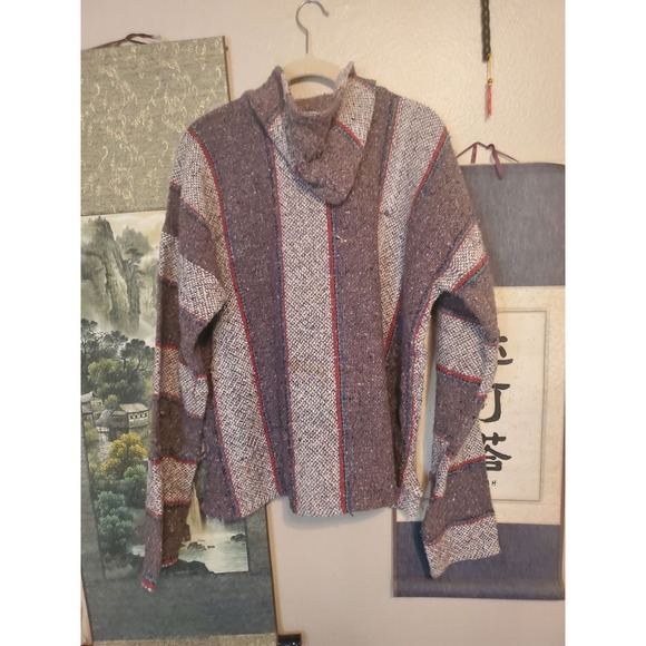 Small grey Baja poncho hoodie gently use - Picture 5 of 9